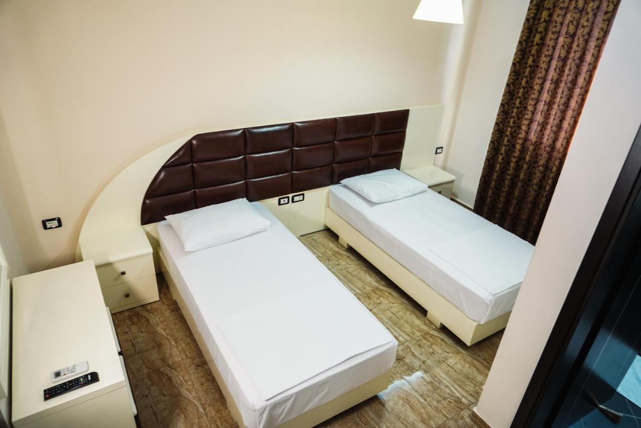 Hotel Magic Gjirokaster Ngoại thất bức ảnh