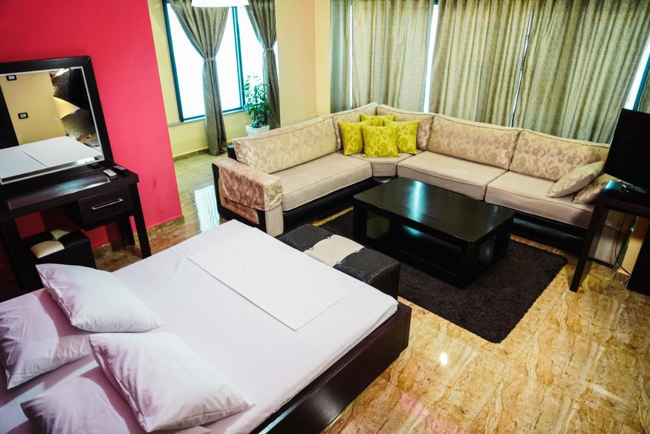 Hotel Magic Gjirokaster Ngoại thất bức ảnh