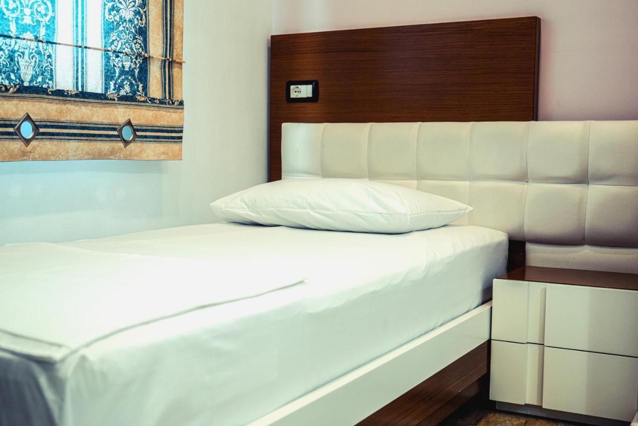 Hotel Magic Gjirokaster Ngoại thất bức ảnh